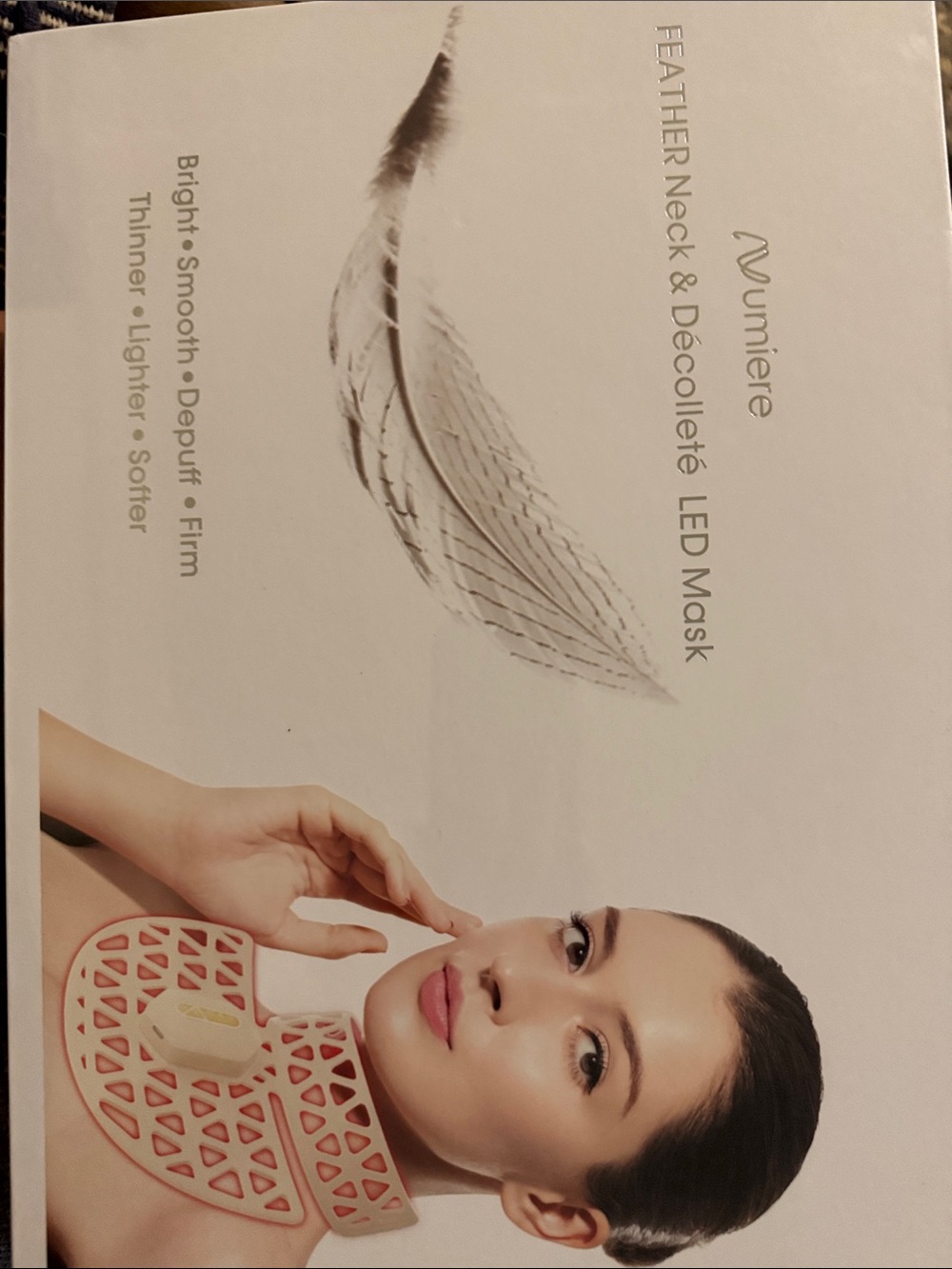 Numiere Feather Neck & Decollete LED Mask